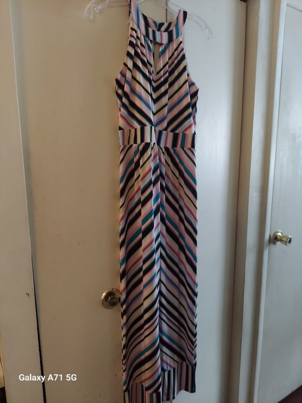 Roz & Ali Colorful Chevron Print Maxi Dress [Needs Repair]